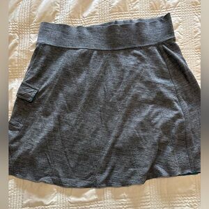 Title Nine Cold Weather Merino Wool Lined Skirt Womens size L Grey w/ Teal liner